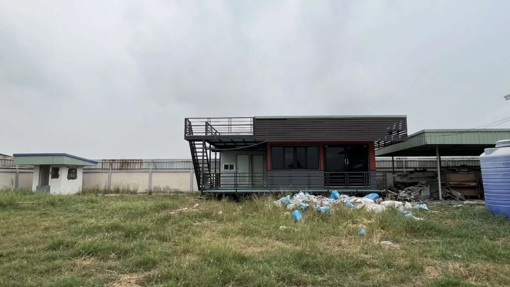 Second hand warehouse for sale (20)