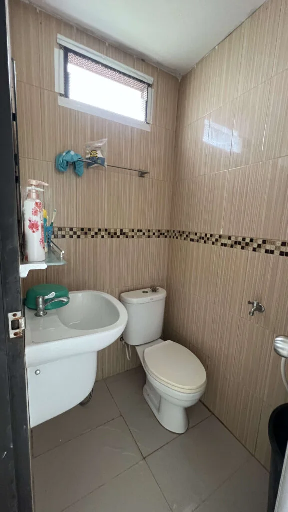 Second hand warehouse for sale (25)