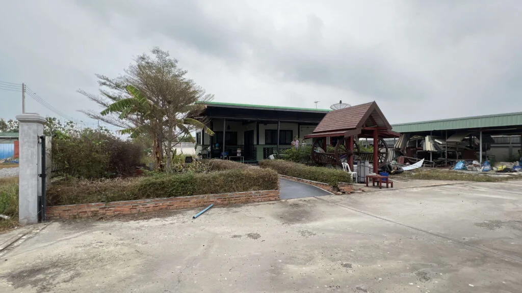 Second hand warehouse for sale (44)