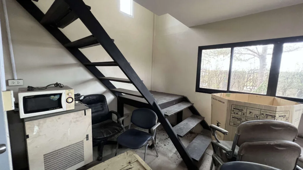 Second hand warehouse for sale (54)
