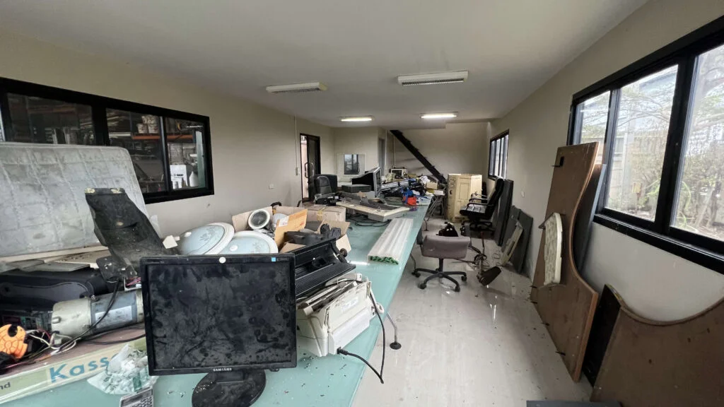 Second hand warehouse for sale (60)