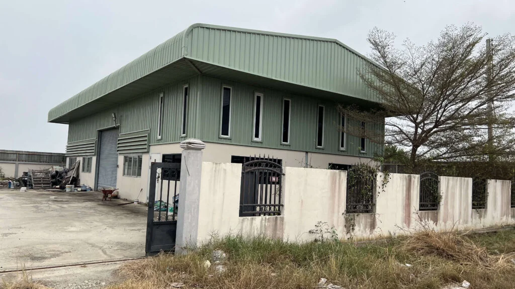 Second hand warehouse for sale (79)